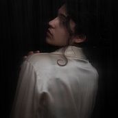 Il mio progetto del corso: Ritratto fotografico attraverso superfici traslucide. Photograph, Photograph, Post-production, Portrait Photograph, Studio Photograph, Digital Photograph, and Fine-Art Photograph project by edoardocavallinifoto - 02.02.2024