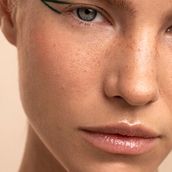 Mi proyecto del curso: Retoque en Photoshop para diferentes tonos de piel. Photograph, Post-production, Photo Retouching, Design, Advertising, and Photograph project by Bryan Enriquez - 02.01.2024