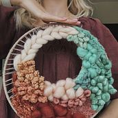 Moonwalk 🌙 circle weaving . Arts, Crafts, Interior Design, Pattern Design, Fiber Arts, Weaving, and Textile Design project by 9th2jkgh5p - 01.25.2024