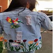 Mi proyecto del curso: Diseño de moda: pintura y bordado sobre prendas. Painting, Fashion Design, Embroider, DIY, Upc, cling, Textile Design, Audiovisual Post-production, and Ceramics project by LEIDY Ruiz Melo - 02.05.2024