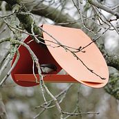 MATZ Futterhaus für PURSTAHL. Un progetto di Product design di Michael Hilgers - 01.01.2024