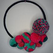 Mijn project van de cursus: Pompons creëren en ontwerpen. Un proyecto de Artesanía, Decoración de interiores, DIY y Diseño textil de gunillamichiels - 07.02.2024