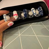 Meu projeto do curso: Introdução à nail art. Een project van  Ontwerp, Traditionele illustratie, Schilderij, Patroonontwerp y Decoratief schilderen van patricia_esparteiro - 08.02.2024