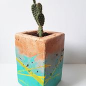 My project for course: Concrete Furniture Creation for Beginners. Un proyecto de Artesanía, Diseño, creación de muebles					, Diseño de interiores, Interiorismo y DIY de ozanemul - 09.02.2024
