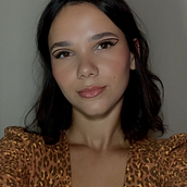 Meu projeto do curso: Introdução a técnicas de maquiagem profissional. Un projet de Cinéma, vidéo et télévision, Direction artistique, St, lisme , et Photographie de mode de thaissasantos008 - 12.02.2024