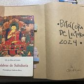 Mi proyecto del curso: Leer para escribir. Un proyecto de Escritura, Sketchbook, Narrativa y Escritura creativa de Absurdismus - 13.02.2024
