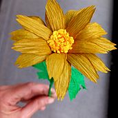 Mi proyecto del curso: Diseño de flores realistas en papel. Paper Craft, Decoration, and DIY project by María Eugenia Laucirica - 02.14.2024
