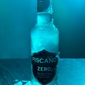 Mis proyectos Favoritos de mi PORTAFOLIO . Un proyecto de Diseño, Fotografía, Publicidad e Ilustración vectorial de Henrry Sales - 18.02.2024