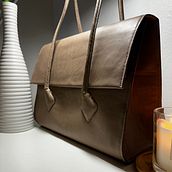 My project for course: Handmade Leather Bag Creation for Beginners. Design, Accessor, Design, Arts, Crafts, and Sewing project by Anastasiia - 02.17.2024