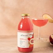 Branding y Packaging para una marca de jugos naturales. Un proyecto de Fotografía, Dirección de arte, Br, ing e Identidad, Diseño gráfico, Packaging, Post-producción fotográfica		, Naming e Ilustración vectorial de Lucianna Sanchez - 19.02.2024