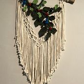 My project for course: 3D Macramé for Botanical Wall Hanging. Arts, Crafts, Interior Decoration, Fiber Arts, Macramé, and Textile Design project by Sharon Dalton - 02.02.2024