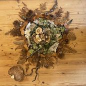 Course: Illustrating Nature/ Laura McKendry: Let Andy Goldsworthy Inspire Me. Een project van Beeldhouwwerk, Fotografie y Craft van Mary Kavanagh - 18.02.2024