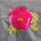 Mi proyecto del curso: Bordado creativo: revolución a puntadas. Un proyecto de Creatividad, Bordado y Diseño textil de sandratoyco - 21.02.2024