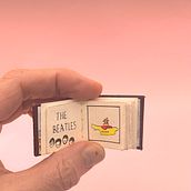 My project for course: Make a Tiny Book: . Traditional illustration, Arts, Crafts, Bookbinding, and DIY project by debbie_leeding - 02.23.2024