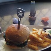 Fish burger.. Photograph, Photographic Lighting, Product Photograph, and Food Photograph project by Darrin creenaune - 02.25.2024