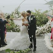wedding packages in Vietnam. Photograph, Film, Video, TV, Film, Video, Stor, and telling project by Jimmy Wedding Films - 02.27.2024