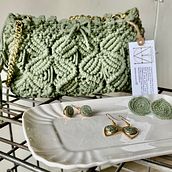 Pochette Macramè . Un progetto di Artigianato, Creatività, Fotografia di prodotti e DIY di Francesca Aldrighetti - 18.02.2024