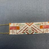 Mein Abschlussprojekt für den Kurs: Perlenschmuckdesign: Webe elegante Muster. Accessor, Design, Arts, Crafts, Jewelr, Design, and Fiber Arts project by ortrud - 03.04.2024