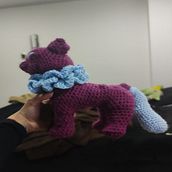 Mi proyecto del curso: Amigurumi: Melog de She-Ra. Arts, Crafts, To, Design, Fiber Arts, Crochet, Amigurumi, and Textile Design project by Dioni - 03.06.2024