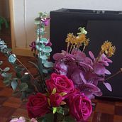 My project for course: Floral Decoration: Joyful and Colorful Compositions. Interior Design, L, scape Architecture, Decoration, DIY, Floral, and Plant Design project by Sáugia Ribeiro - 03.08.2024