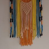 Mi proyecto del curso: Macramé: técnicas de tejido envuelto. Arts, Crafts, Decoration, Fiber Arts, Macramé, Textile D, eing, and Textile Design project by Carol Anderson Lorca - 03.09.2024