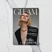Revista Gleam . Desain, Desain Editorial, Dan Desain Grafis proyek oleh teresasuarez19 - 03.10.2024