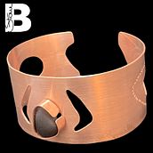 Mein Abschlussprojekt für den Kurs: Einführung in Techniken zur Schmuckherstellung mit Metall (VATTEA). Un projet de Création d'accessoires, Artisanat , et Design de bijoux de Sabine Kalkan-Anders - 09.03.2024