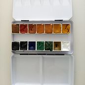 14 Handmade Half-pans Watercolour Box. Un proyecto de Artesanía, Bellas Artes, Pintura, Pintura a la acuarela, DIY y Teoría del color de Lucía Sánchez - 16.03.2024