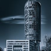 Kölnfotos. Un proyecto de Retoque fotográfico, Fotografía digital, Fotografía en exteriores, Composición fotográfica y Fotografía arquitectónica de chat_2 - 17.03.2024