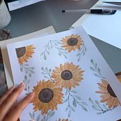 Girasoles en acuarela. Arquitetura projeto de Sofía Vélez Castaño - 17.03.2024