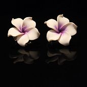 My project for course: Product Photography for Jewelry & Small Objects. Photograph, Product Photograph, Digital Photograph, E-commerce, and Commercial Photograph project by Paula Bernasor - 06.14.2023