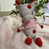 Mi proyecto del curso: Amigurumi para principiantes: teje animales en crochet. Projekt z dziedziny Craft, Projektowanie zabawek, Sz, dełkowanie, Amigurumi, Wzornictwo tekst i liów użytkownika ana_ywam - 26.03.2024
