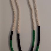 Meu projeto do curso: Introdução à bijuteria de corda: faça seu próprio colar. Arts, Crafts, Jewelr, Design, Macramé, and Textile Design project by Carla Torres Moreira - 03.28.2024