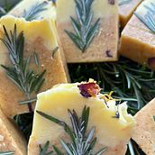 My project for course: Natural Soap Making for Beginners. Arts, Crafts, and DIY project by isabelduffeycreations - 03.30.2024