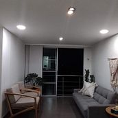 Mi proyecto del curso: Estilismo y decoración del hogar con plantas. Un progetto di Design interattivo, Interior Design, Interior Design, DIY, Design floreale e vegetale e Progettazione dello spazio di karolandreatt - 01.04.2024