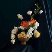Mi proyecto del curso: Diseño de arreglos con flores de temporada. Een project van Interieurontwerp, Landscaping, Interieurdecoratie, DIY y Bloem- en plantenschikken van veronica_escudero - 10.04.2024