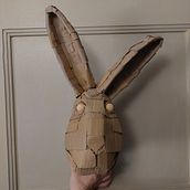 Mon projet du cours : Sculptures en carton pour débutants. Een project van Ontwerp van personages, Craft,  Beeldende kunst y Beeldhouwwerk van koepf_michelle - 17.04.2024