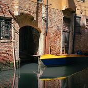 Il mio progetto del corso: La teoria del colore in fotografia. Photograph, Photo Retouching, Digital Photograph, Photographic Composition, and Color Theor project by Vittorio Certezza - 04.17.2024