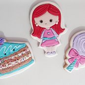 Mi proyecto del curso: Decoración de galletas con royal icing para principiantes. Un proyecto de Diseño, Pintura y DIY de Lupita Ramos - 17.04.2024