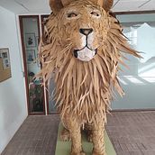 Mi proyecto del curso: Esculturas de cartón para principiantes. Design de personagens, Artesanato, Artes plásticas, e Escultura projeto de telapapelycarton - 20.04.2024