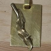 Mi proyecto del curso: Creación de joyería: trabaja el metal y las texturas. Een project van Sieradenontwerp y  Modeontwerp van María del Monte Alcantara Marquez - 28.04.2024