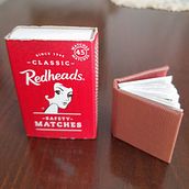 My project for course: Make a Tiny Book: Miniature Bookbinding and Illustration. Traditional illustration, Arts, Crafts, and DIY project by juliethomas - 04.26.2024