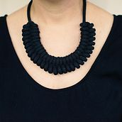 My project for course: Rope Jewelry for Beginners: Make Your Own Necklaces. Een project van Craft, Sieradenontwerp, Macramé y Textielontwerp van Duygu Yaman - 06.05.2024