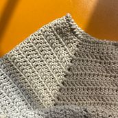 Mi proyecto del curso: Top-down: prendas a crochet de una sola pieza. Fashion Design, Fiber Arts, DIY, Crochet, and Textile Design project by Luz Adriana Salazar Sarmiento - 05.11.2024