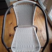 Mon projet du cours : Techniques de tressage de corde pour des chaises colorées . % Monique Monique MANSUY tarafından hazırlanan Tasarım, Sanat ve El Sanatları, Mobil, a Tasarımı ve Yapımı, Ve Dokuma projesi - 05.11.2024