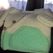 Mi proyecto del curso: Tejido de punto para prendas infantiles Ein Projekt aus dem Bereich Modedesign, Weben, DIY, Stricken und Textildesign von claudiaisoco1974 - 11.05.2024