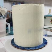 Mi proyecto del curso: Cake design: técnicas decorativas modernas por Jesse. Un progetto di Design e DIY di Roberto Isaí Sánchez Vázquez - 12.05.2024