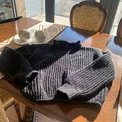 Mi proyecto del curso: Crochet: crea prendas con una sola aguja. Un progetto di Fashion design, Fiber Art, DIY, Uncinetto, Textile Design e Illustrazione tradizionale di mariluzgp69 - 12.05.2024