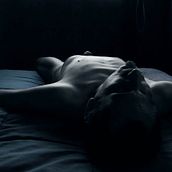 Mi proyecto del curso: Fotografía de desnudo artístico. Photograph, Photograph, Post-production, and Studio Photograph project by Roberto Canales Rocha - 05.13.2024