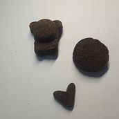 Mi proyecto del curso: Biomateriales: creación de materiales con descartes orgánicos. Un progetto di Artigianato, Educazione, Belle arti, Design di gioielli, Marketing, Scultura e Creatività di paolacardonap2022 - 15.05.2024